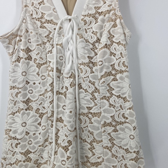 Venus creamy white lace top with criss cross tie front detail romantic - Picture 7 of 12